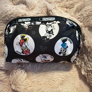 LeSportsac Black Disney Minnie Mouse cosmetic Pouch, New Without Tags